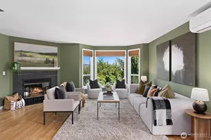 3802 25th Ave W, Seattle, WA 98199 - Photo 2