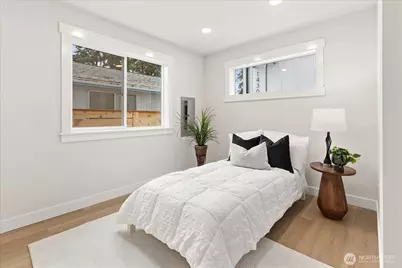 14308 B Roslyn Place N, Seattle, WA 98133 - Photo 14