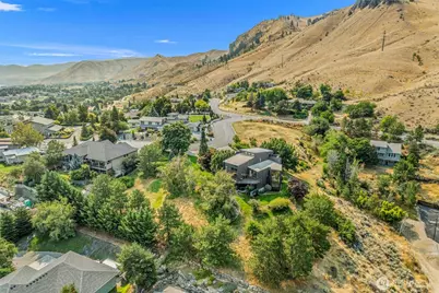 916 Skyline Place, Wenatchee, WA 98801 - Photo 6
