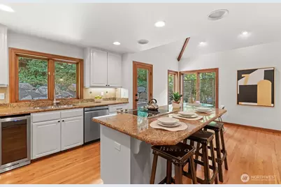 9824 111th Avenue NE, Kirkland, WA 98033 - Photo 16