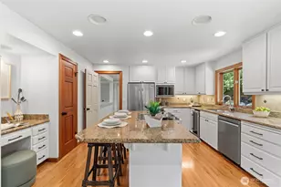 9824 111th Ave NE, Kirkland, WA 98033 - Photo 12