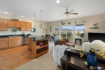 23154 Sunserra Loop NW #B15, Quincy, WA 98848 - Photo 2