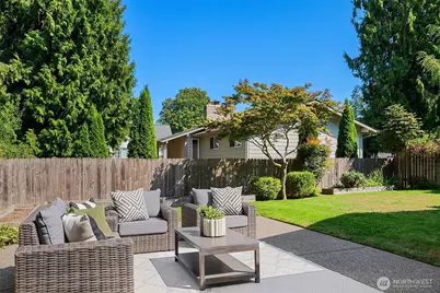 13330 NE 80th Street, Redmond, WA 98052 - Photo 36