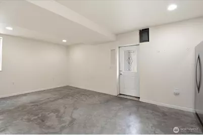 308 NE 50th Street, Seattle, WA 98105 - Photo 20