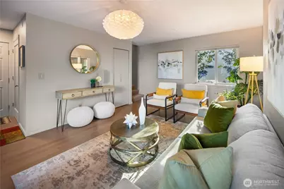 2419 8th Avenue N #403, Seattle, WA 98109 - Photo 4