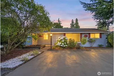 11526 3rd Avenue NE, Seattle, WA 98125 - Photo 1