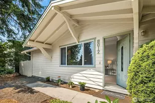 8012 NE 128th St, Kirkland, WA 98034 - Photo 2