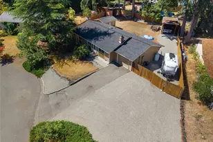 1706 Foxfire Dr SE, Olympia, WA 98513 - Photo 2