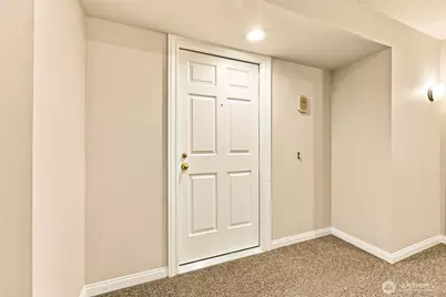 3941 226th Place SE #310, Issaquah, WA 98029 - Photo 4