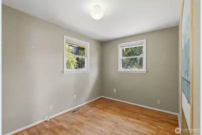 1013 N 33rd Place, Renton, WA 98056 - Photo 16