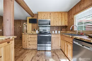13013 224th St E, Graham, WA 98338 - Photo 16