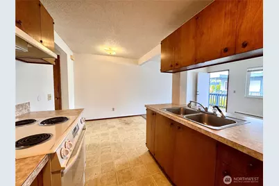 624 W Cedar Street #6, Shelton, WA 98584 - Photo 6