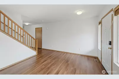 2101 SE 2nd Place, Renton, WA 98056 - Photo 4