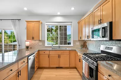 909 Nevada Street, Bellingham, WA 98229 - Photo 6