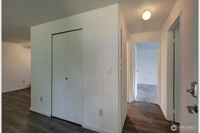 533 S 323rd Place #9G, Federal Way, WA 98003 - Photo 2