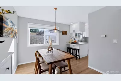 12523 SE 30th Street #2523, Bellevue, WA 98005 - Photo 6
