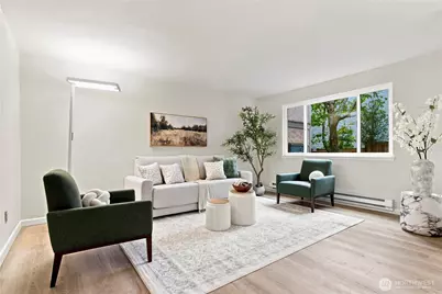 10017 NE 138th Place #B4, Kirkland, WA 98034 - Photo 2