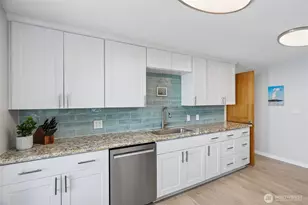 12905 Standring Ln SW, Burien, WA 98146 - Photo 8
