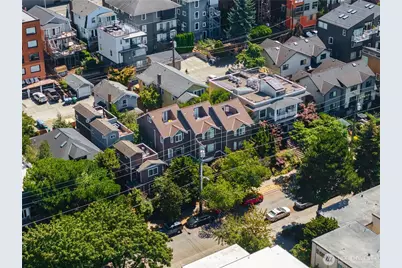 2038 Franklin Avenue E, Seattle, WA 98102 - Photo 30