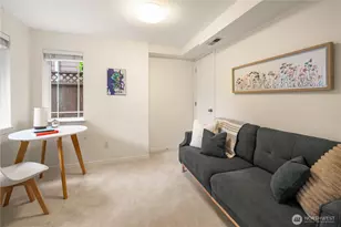 2038 Franklin Ave E, Seattle, WA 98102 - Photo 24