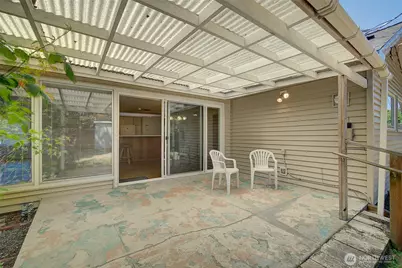 8626 21st Avenue NW, Seattle, WA 98117 - Photo 18