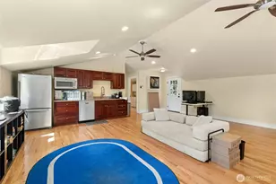 24632 NE 72nd St, Redmond, WA 98053 - Photo 32