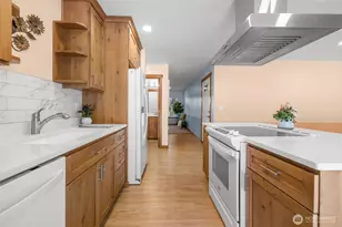 15715 E 5th Ave, Tacoma, WA 98445 - Photo 10