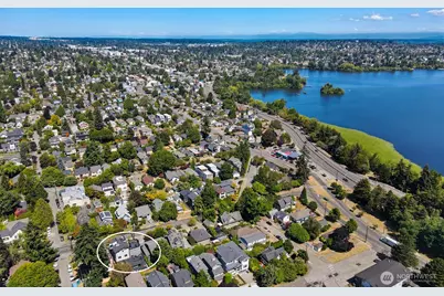 709 N 65th Street, Seattle, WA 98103 - Photo 38