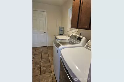 8921 Commercial Street SW, Lakewood, WA 98498 - Photo 16