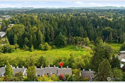 12740 NE 10th Place #E305, Bellevue, WA 98005 - Photo 20