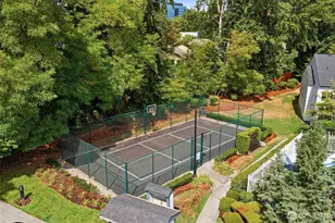 12740 NE 10th Pl, Bellevue, WA 98005 - Photo 6
