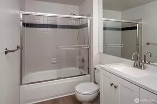 12740 NE 10th Pl, Bellevue, WA 98005 - Photo 12