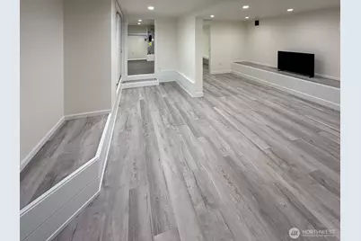 2326 McDougall Avenue, Everett, WA 98201 - Photo 18