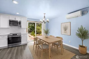 1961 NE 9th Ave, Oak Harbor, WA 98277 - Photo 14