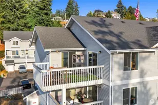 2251 Highview Ln W, Bremerton, WA 98312 - Photo 4