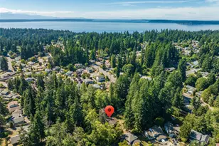 18007 Olympic View Dr, Lynnwood, WA 98037 - Photo 1