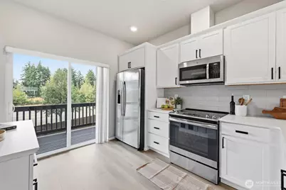 17416 118th Ave Court E #F, Puyallup, WA 98374 - Photo 14