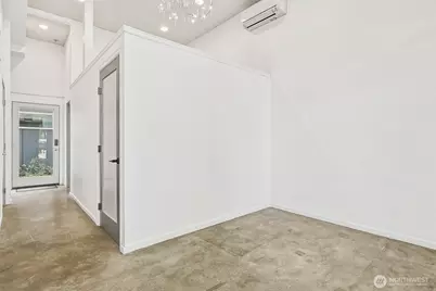 6704 15th Avenue NW, Seattle, WA 98117 - Photo 8