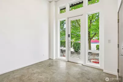 6704 15th Avenue NW, Seattle, WA 98117 - Photo 10