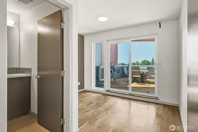 6704 15th Avenue NW, Seattle, WA 98117 - Photo 30