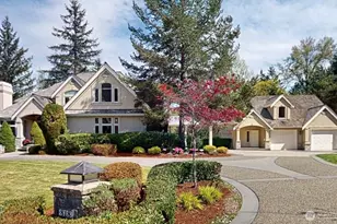 818 Windsor Dr SE, Sammamish, WA 98074 - Photo 2