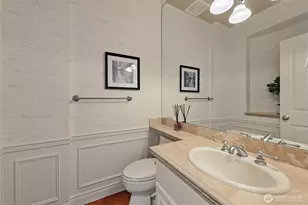 818 Windsor Dr SE, Sammamish, WA 98074 - Photo 18