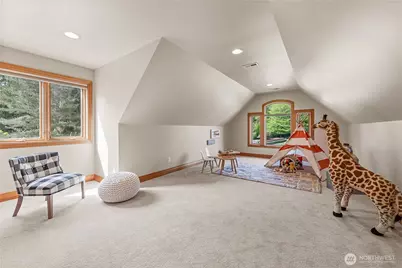 818 Windsor Drive SE, Sammamish, WA 98074 - Photo 30
