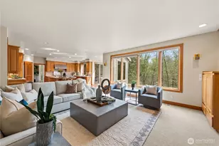 818 Windsor Dr SE, Sammamish, WA 98074 - Photo 12