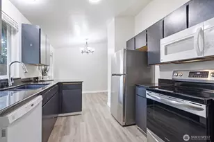 35311 19th Ave SW, Federal Way, WA 98023 - Photo 10