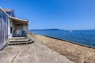 1239 Colchester Dr E, Port Orchard, WA 98366 - Photo 6