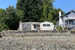 1239 Colchester Dr E, Port Orchard, WA 98366 - Photo 14