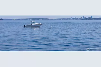 1239 Colchester Drive E, Port Orchard, WA 98366 - Photo 2