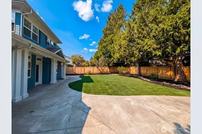 6030 Ann Arbor Avenue NE, Seattle, WA 98115 - Photo 32