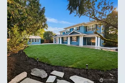 6030 Ann Arbor Avenue NE, Seattle, WA 98115 - Photo 1